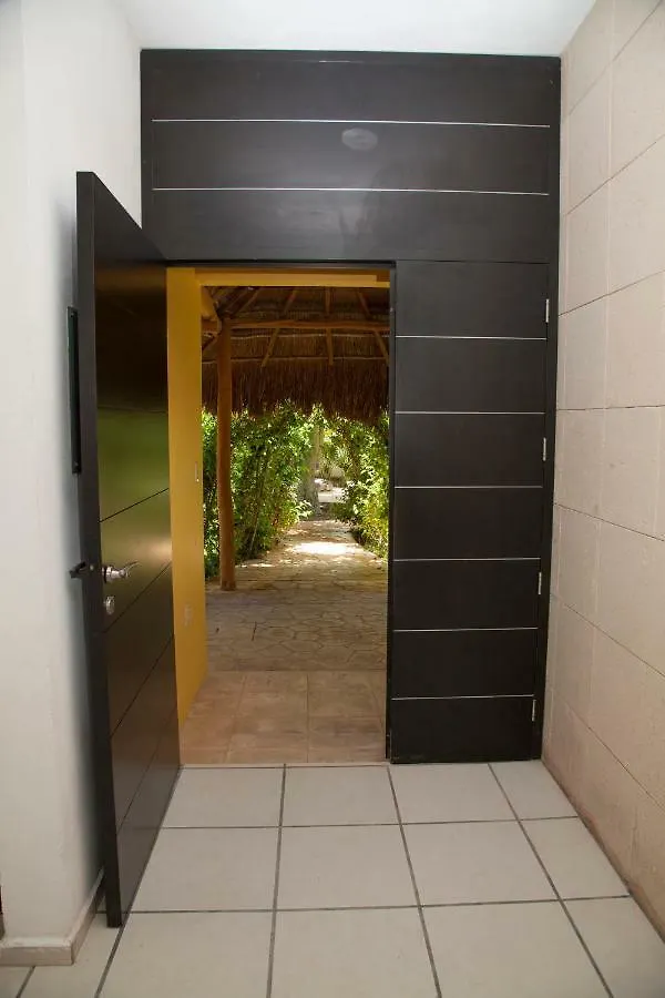 Beautiful Private Villa For 16 Pax With Garden, Bbq And Pool, 신데 델 카르멘 펜션