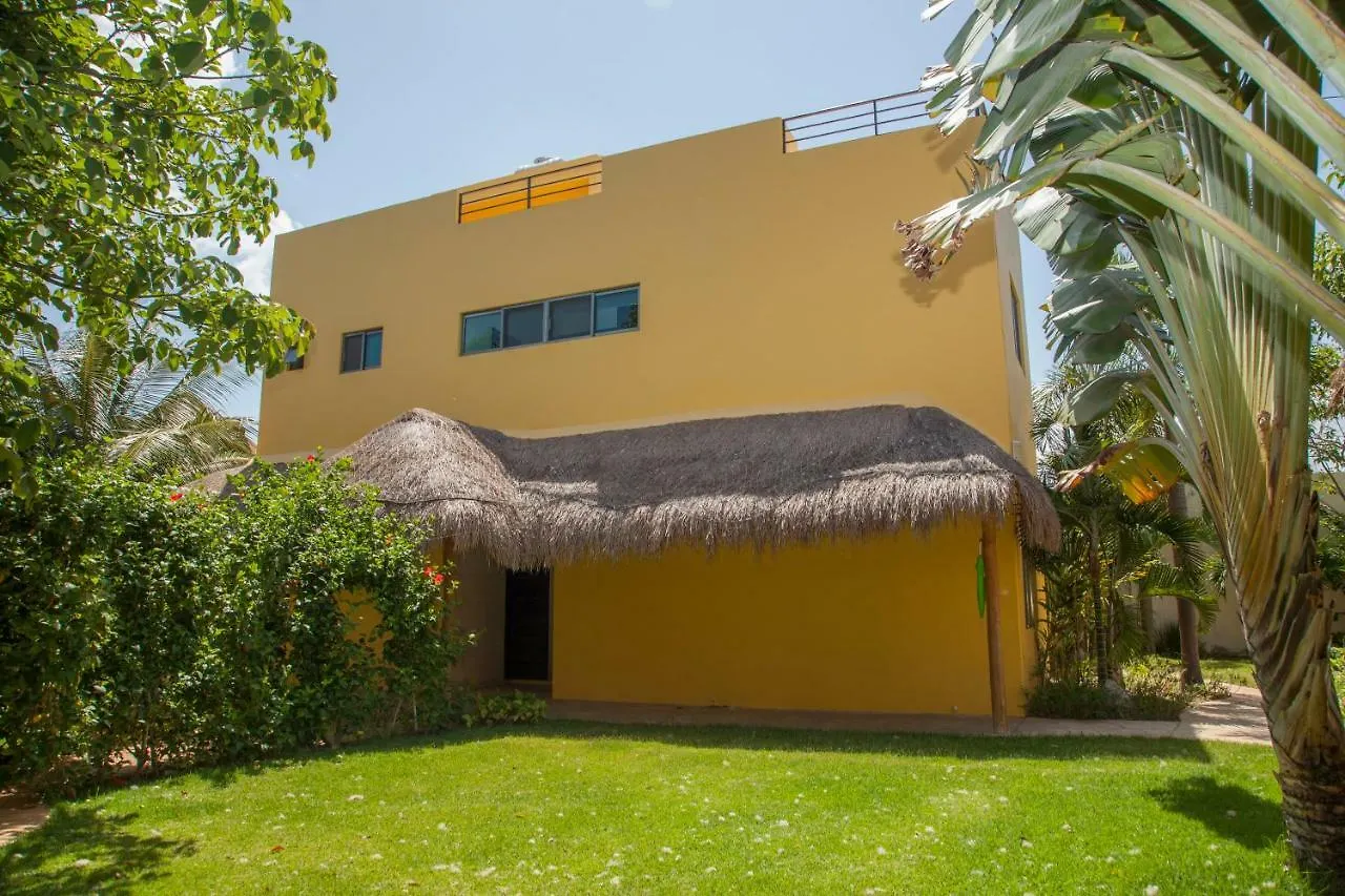 Beautiful Private Villa For 16 Pax With Garden, Bbq And Pool, Playa Del Carmen Meksyk
