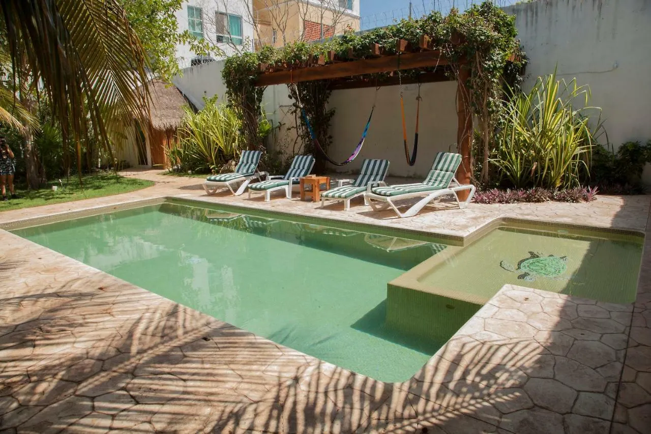 Beautiful Private Villa For 16 Pax With Garden, Bbq And Pool, Playa Del Carmen